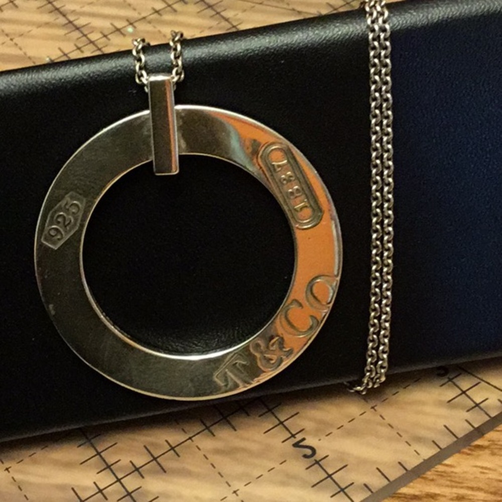 Like New 🌺 Tiffany Pendant Only  🌸 - Picture 2 of 10